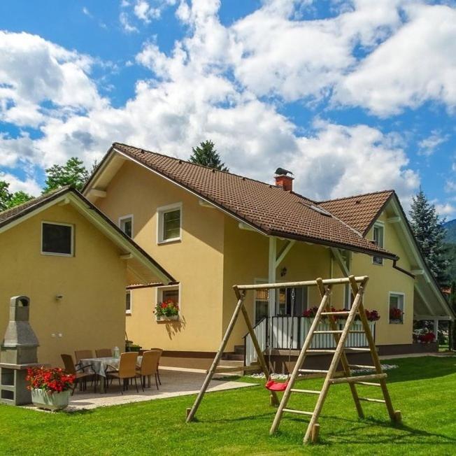 Apartmaji Cujez Recica ob Savinji Екстериор снимка